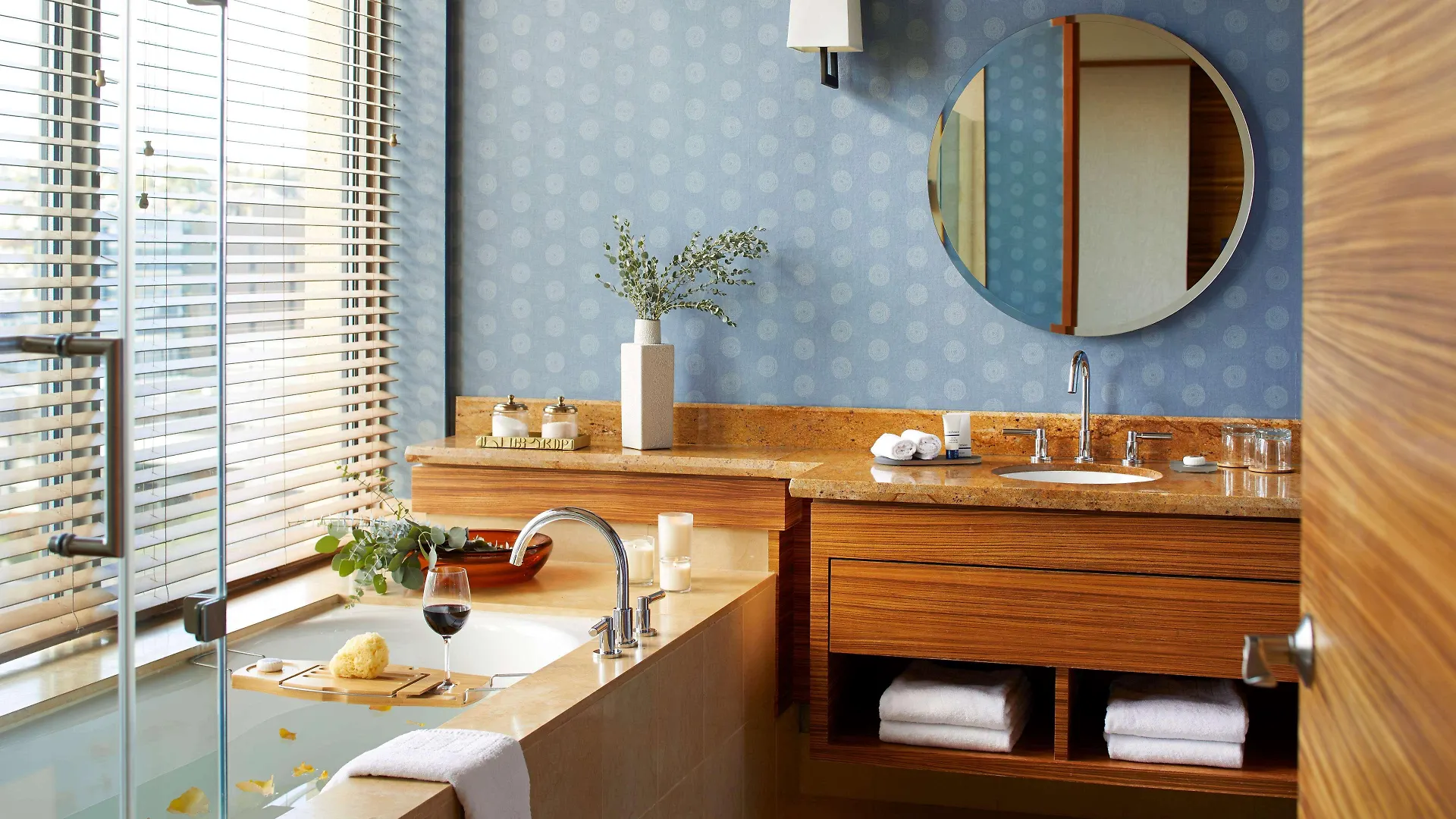 1 Hotel Seattle