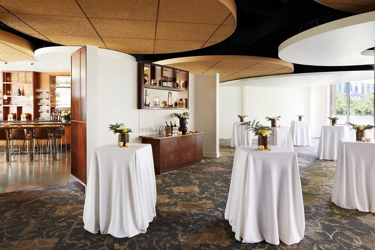 1 Hotel Seattle