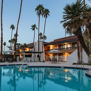 https://quality-inn-palm-springs.palm-springs-ca-hotels.com